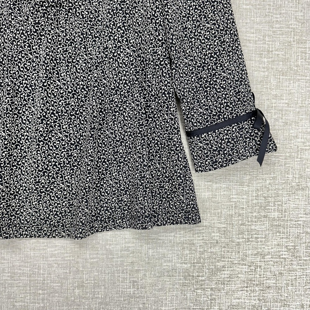 Motherhood Maternity Tunic Top Womens Medium Black White Geo V Neck 3/4 Sleeve - Picture 3 of 12